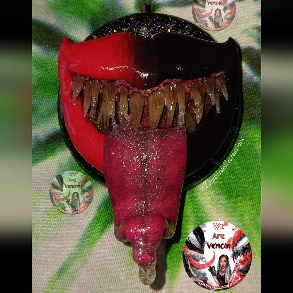 Venom custom pocket mirror (NOT FOR SALE)